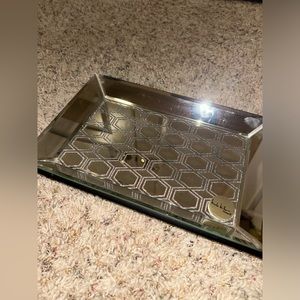 Diamond glass cosmetic tray